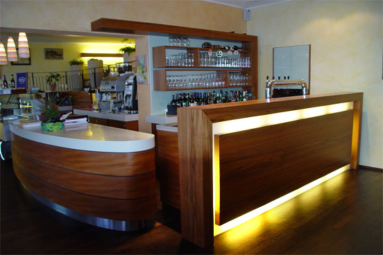 Theke Gastronomie Teakholz und Corian