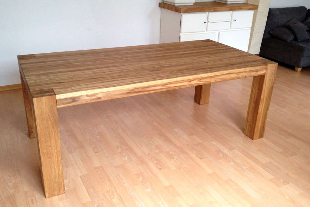 Tisch Eiche-Massivholz